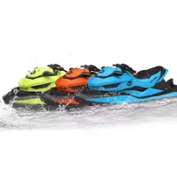 Rc Boat Lm13-A Mini Jet Ski High-Speed Rc Motorboat 2.4g Remote Control Electric Boat For Kids Toy Remote Control Boat 6