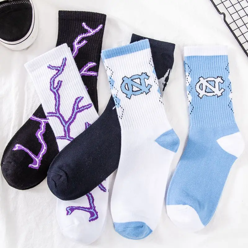 

Women Socks Harajuku Lightning Hip-hop Cotton Novelty Socks Couple Streetwear Black White Blue Japanese Fashion High Quality Hot
