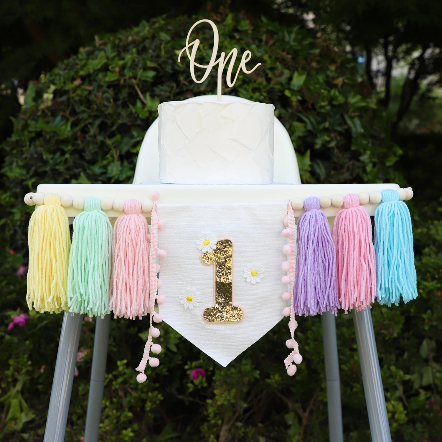 Handmade Daisy High Chair Banner with Wooden Bead Tassel Garland - First Birthday Party Decoration and Photography Prop
