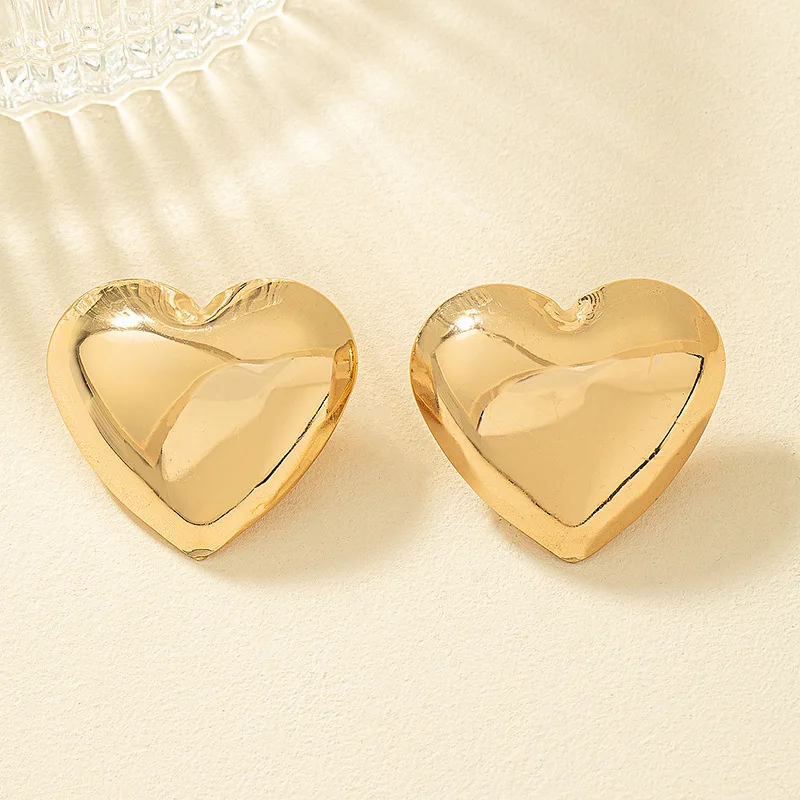 Opulent Heart-Shaped Earrings : louis vuitton fashion jewelry