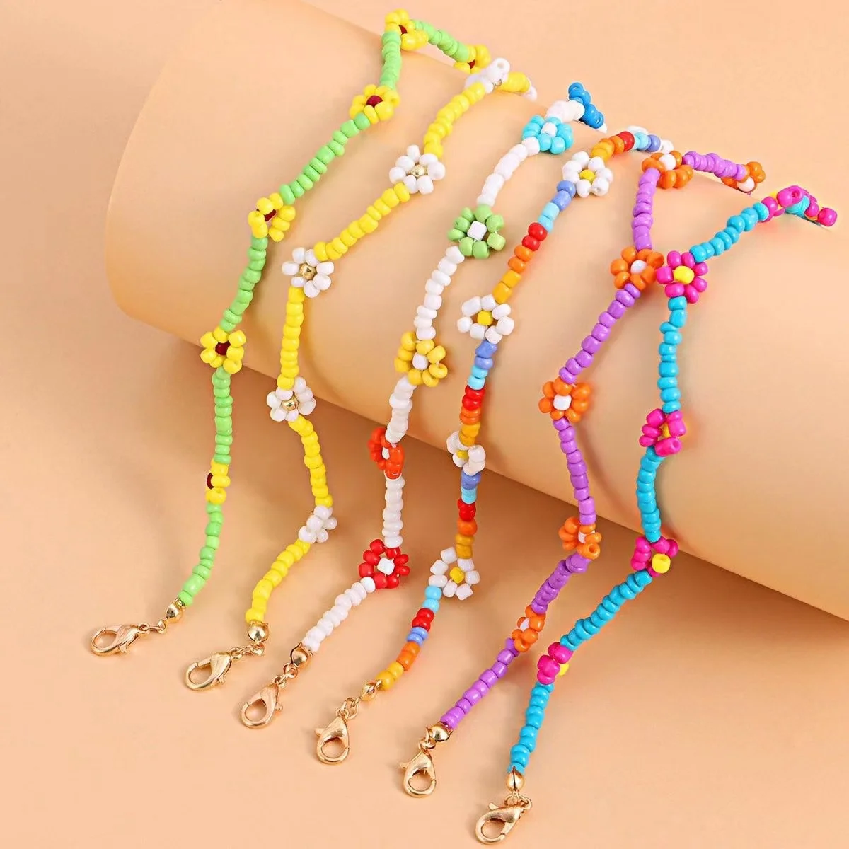 Bracelet Jewelry Korean Daisy Flower Bracelet for Women Girls Beaded Handmade Elastic Wristband