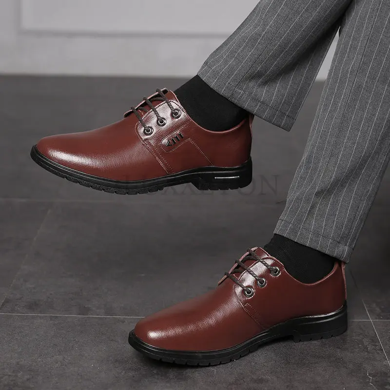 

Туфли мужские классические, деловой стиль, заостренный носок, Повседневная Свадебная обувь, однотонные, удобные