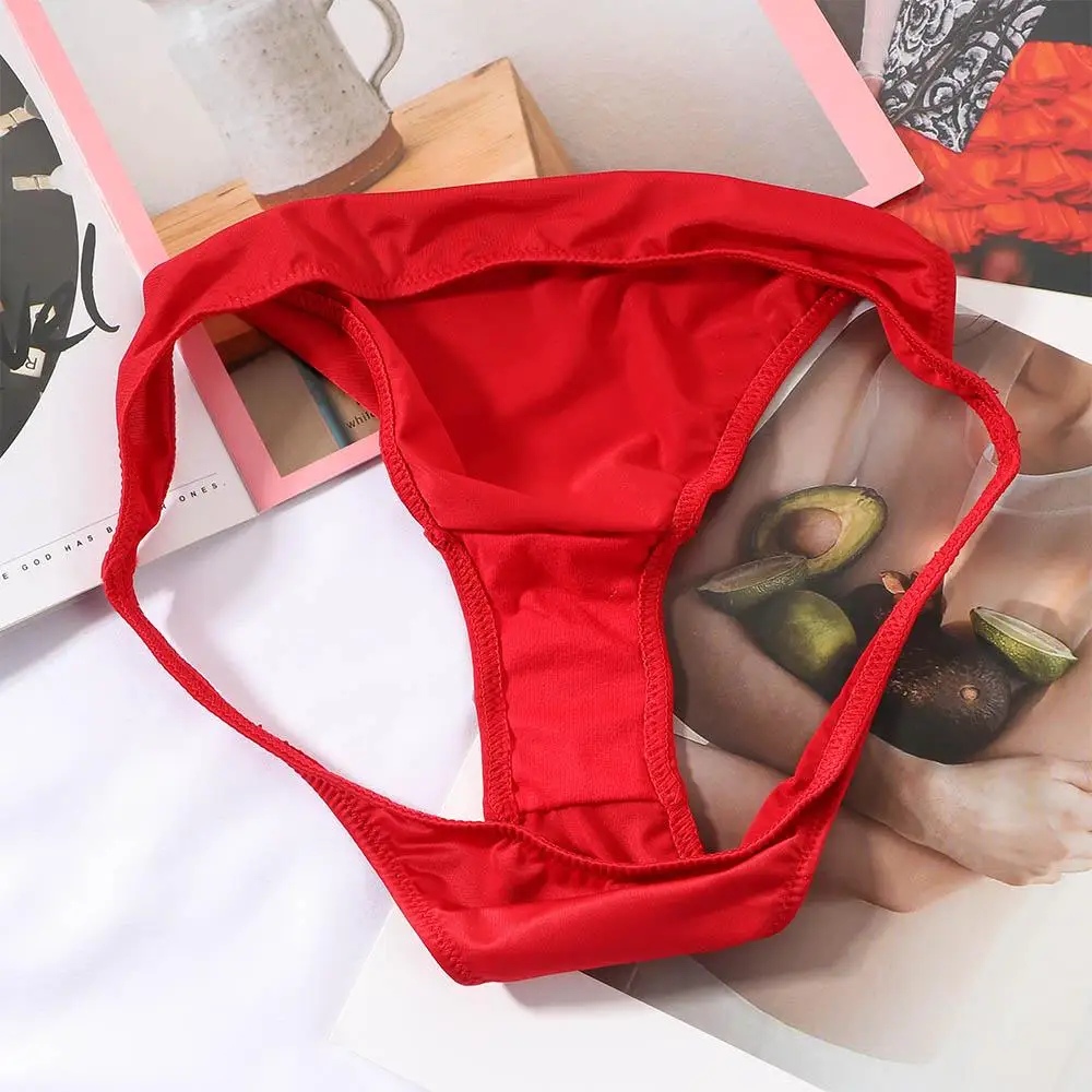 تنفس لينة نصف مغطاة الأرداف النساء للنساء مثلث ثونغ السيدات سراويل  الحرير بلون