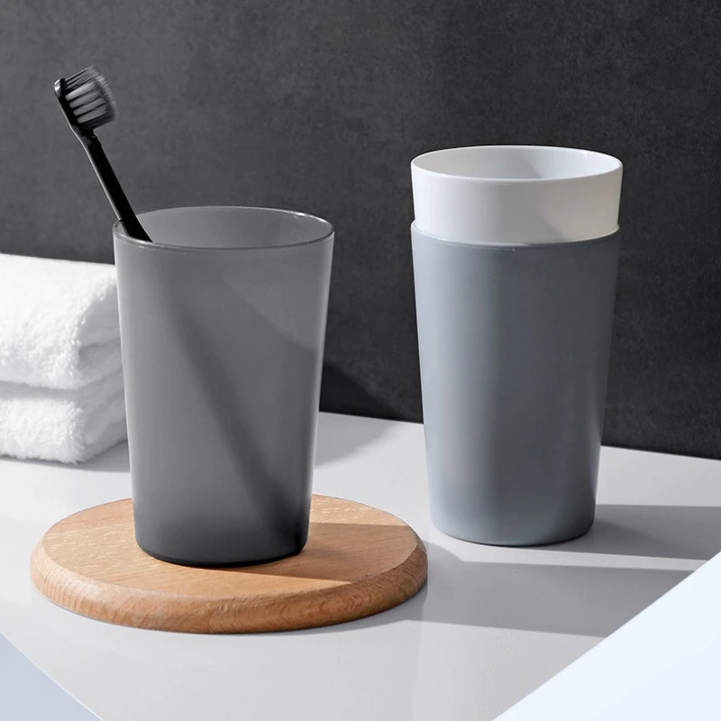 Bicchieri, porta spazzolino, porta collutorio, accessori per il bagno_voghion.com
