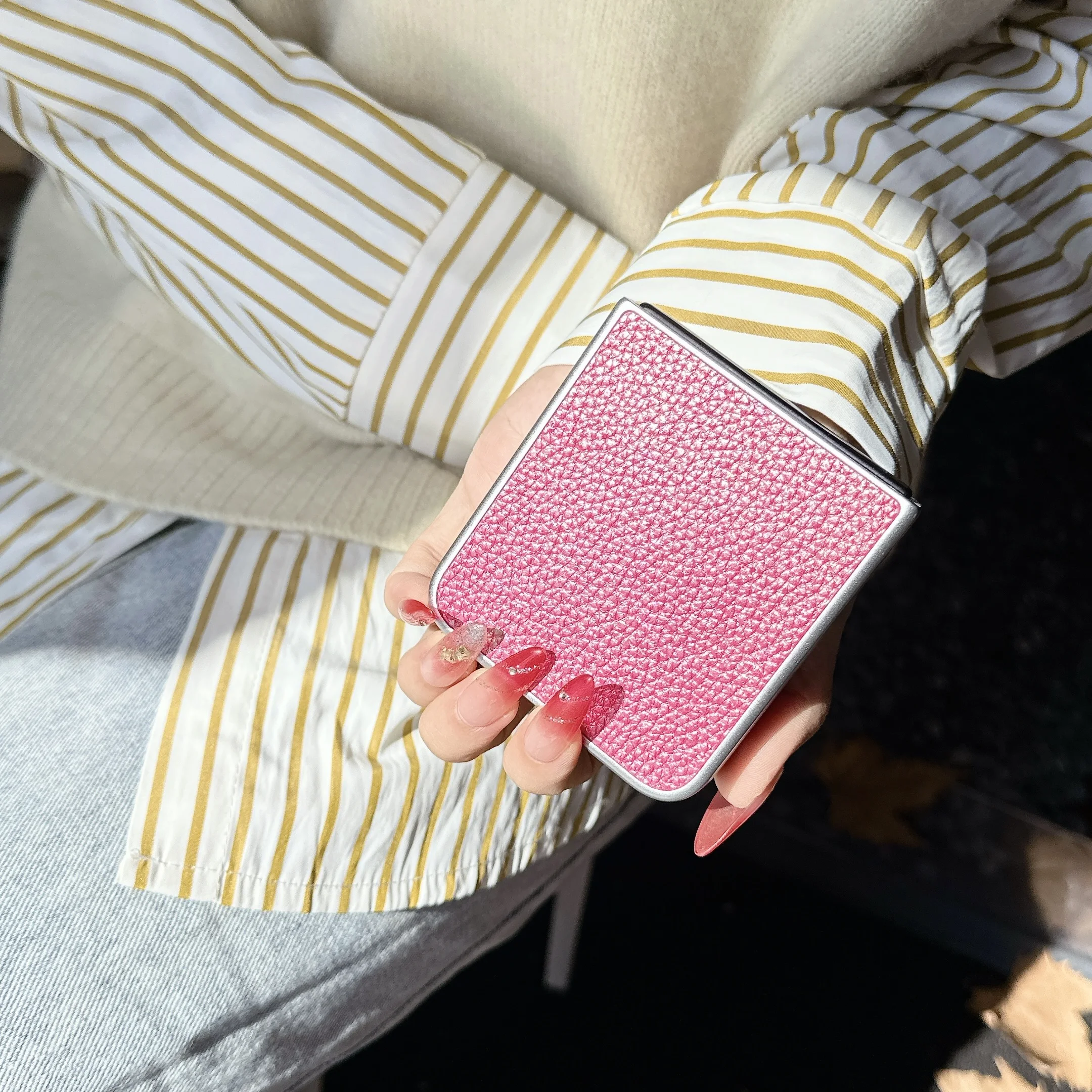 Luxury Faux Leather Ultra-Thin Shockproof Phone Case - Hard Back Cover Accessories