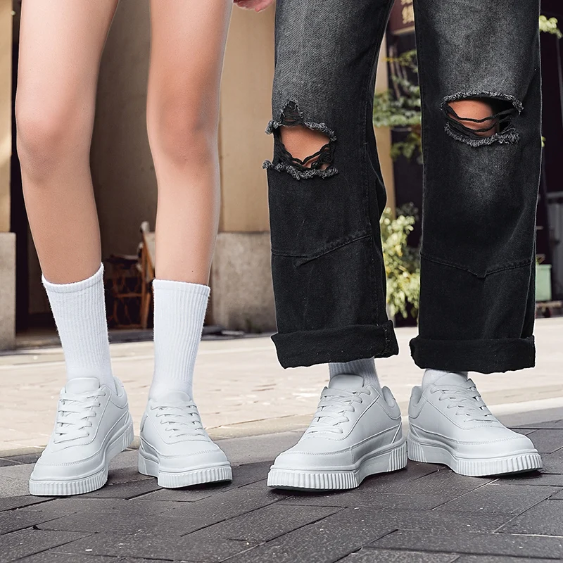 Men Sneakers Leather Mens Fashion Business Shoes lace up Luxury Brand Men Casual Walking Trainers Male Designer Moccasins men