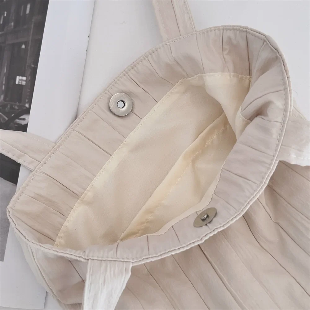 Portable Faionable Women's Buet Bag Striped Foldable Single Oulder Handbag Op Bag Soft Polyester Casual Trend Ladies Hand Bags