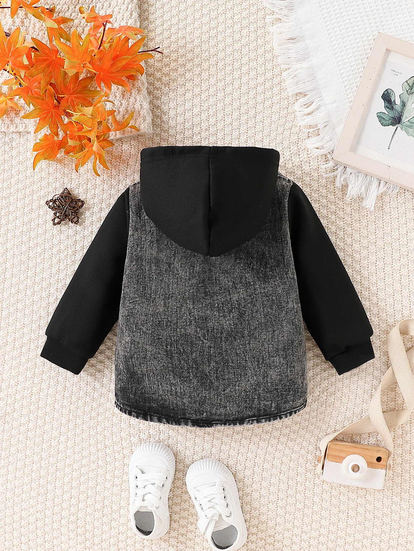 Boys Hooded Denim Patchwork Jacket Cool Casual Style with Rivet Decorations Autumn Winter Warm Windproof Design - 2