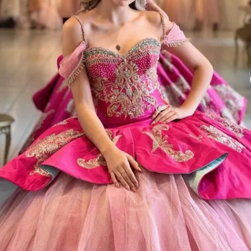 

Fuchsia Pink Sweet 16 Girls Quinceanera Dresses Off Shoulder Beaded Applique Proms Vestido de la Princesa Jasmine de Aladdin