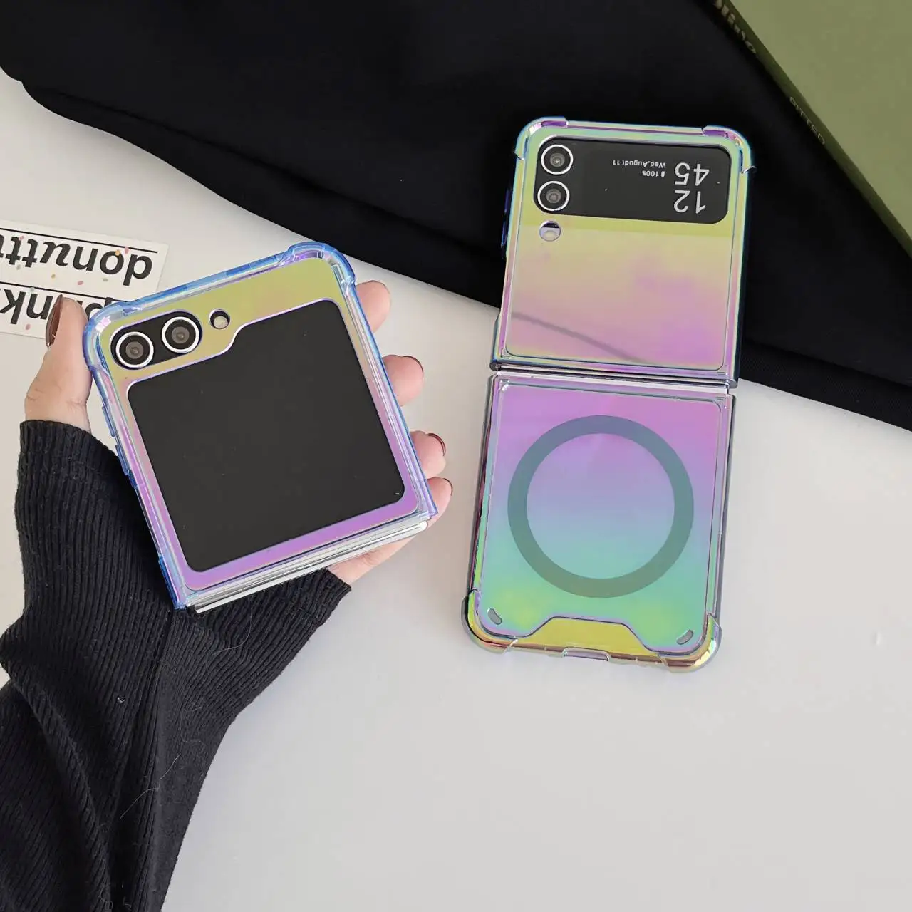 

Gradient Aurora Laser Magsafe Case for Samsung Galaxy Z Flip 5 4 3 Flip5 Colorful Magnetic Ring Acrylic Airbag Armor Back Cover