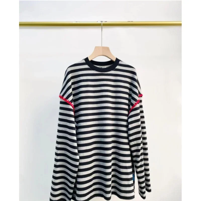 

Round Neck Casual Striped T-shirt, Black and Gray, Loose Cotton, Spring, 23