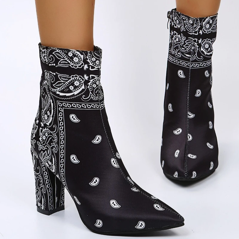 

Женские ботильоны с заостренным носком, на массивном каблуке