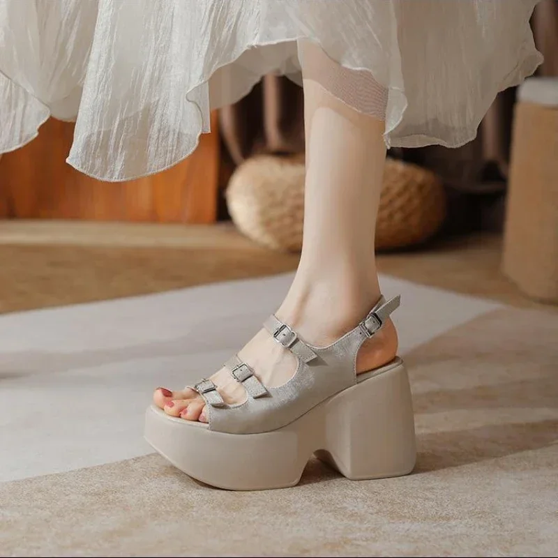 Summer Sandals Ladies Wedge Sandals 7CM Hollow Summer Sandals