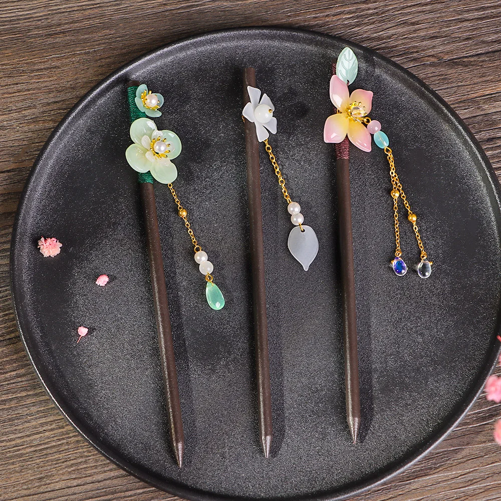 

Ebony Tassel Chopstick Retro Style Hair Stick Women Girls Flowers Hairpin Barrette Elegant Headwear Hair Styling Tools