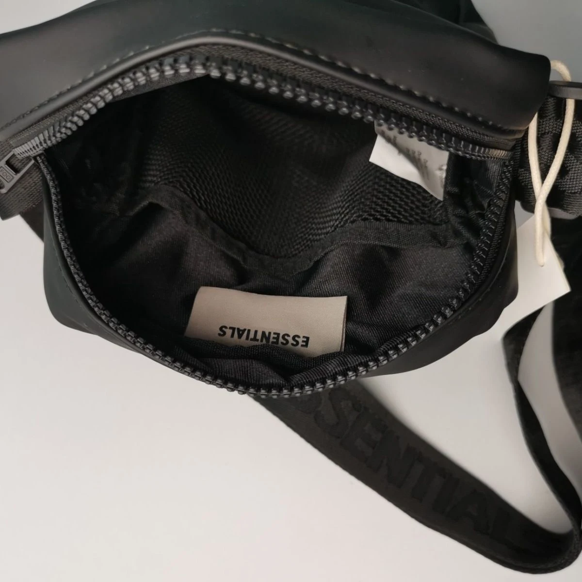 Bolso bandolera para hombre, mochila de cuero de negocios, bolsa cruzada de  viaje para campus con puerto de carga USB, Marrón, talla única , Clásico