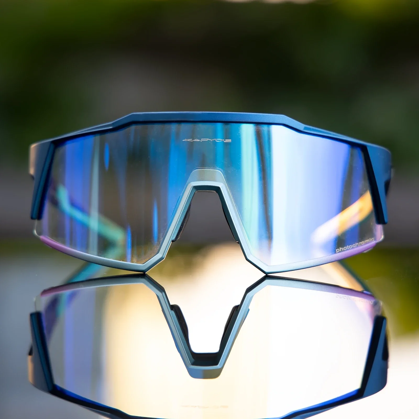 occhiali da lettura con luce incorporata