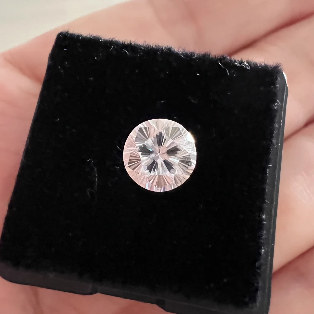 VVS1 6.5mm 1.0ct Sakura Cut Moissanite Diamonds D Color Round Excellent Cut Stone For Ring Making