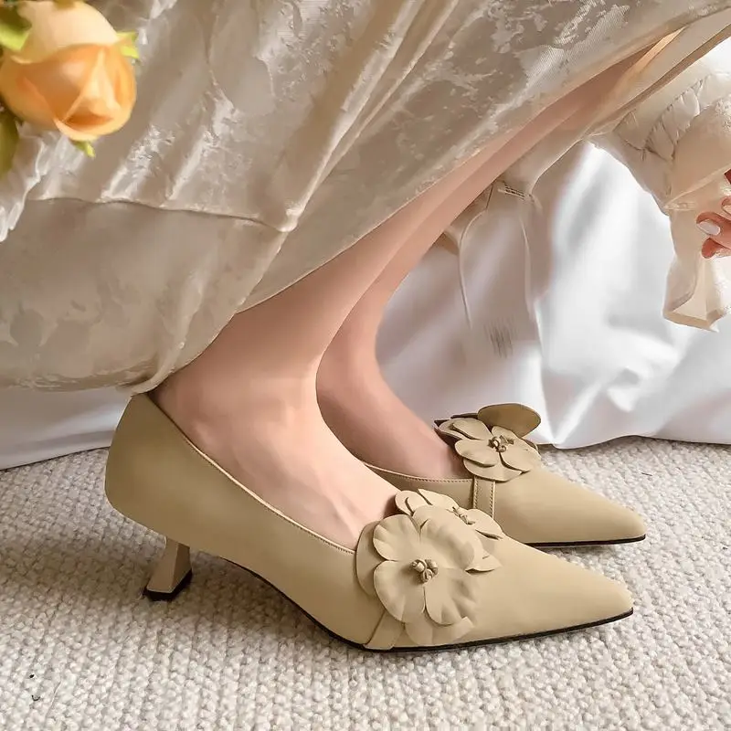 

Soft Genuine Leather Girls Women Heels Shoes Flower Design Fashion Important Occasion Club Party Wedding Shoes High Heel Shoes