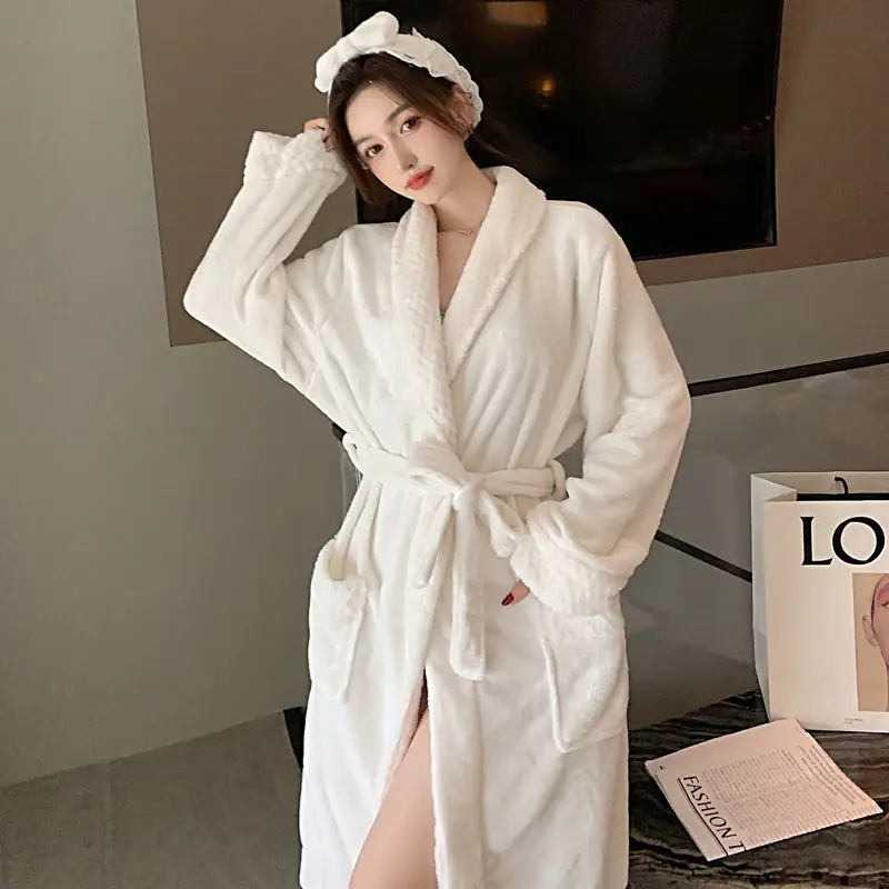 

Thickened Warm Flannel Robe Women Long Kimono Bathrobe Gown Winter Coral Fleece Sleepwear Nightwear with Pocket Casual Home Wear