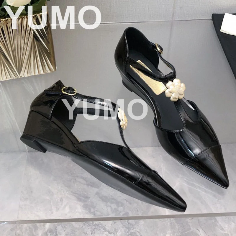 

Women Genuine Leather Pointy Toe T-strap Sandals Size 41 Fashion Flowers Decor Cover Heels High Quality Wedge Pumps Size 41