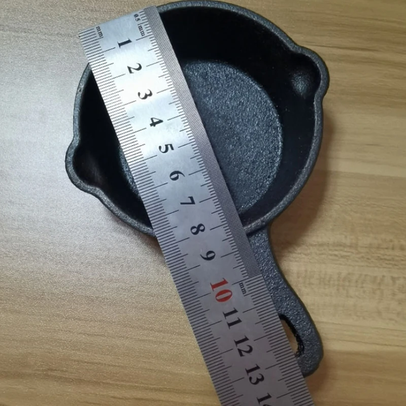 

8.5CM Cast Iron Material Frying Pan Non-stick Cookware Fried Steak Pot Saucepans D08D