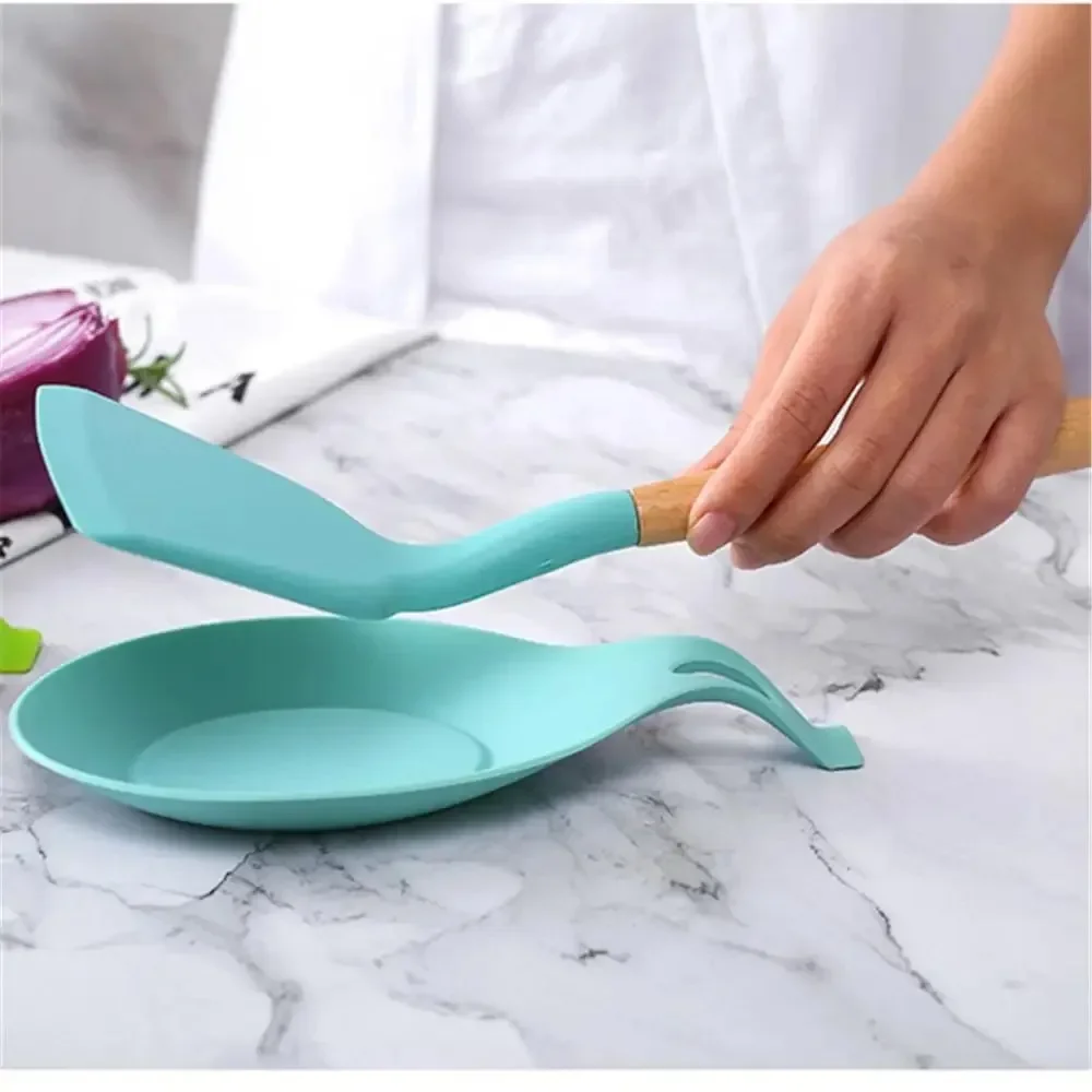 Silicone Heat Insulation Spoon Utensil Holder Stove Organizer Shelf Placemat Lid Scoop Cookware Bracket Stand Kitchen Accessory 5