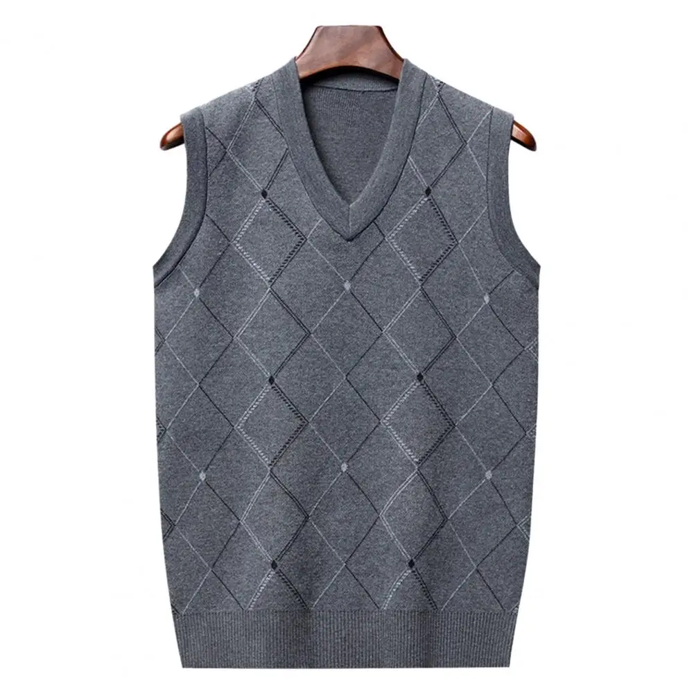 Warm Men Vest Stylish Men\'s V-neck Knitted Vest Warm Windproof Soft Sleeveless Top for Autumn/winter Geometric Rhombus Design