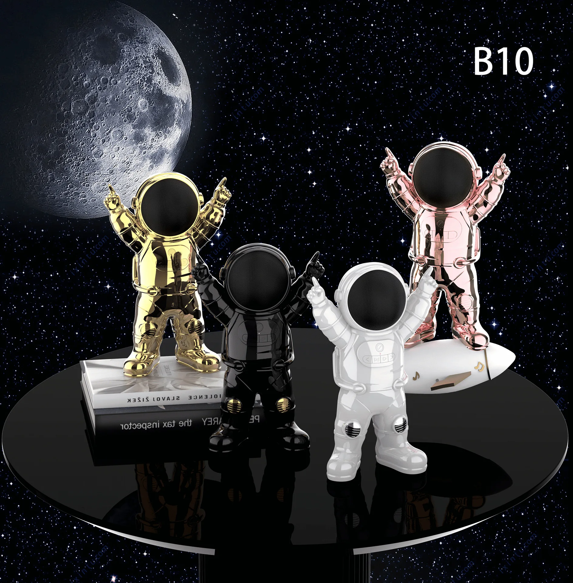 

B10 Astronaut Bluetooth Speaker Spaceman Trendy Desktop Decoration FM Outdoor Portable Wireless Bluetooth Speaker