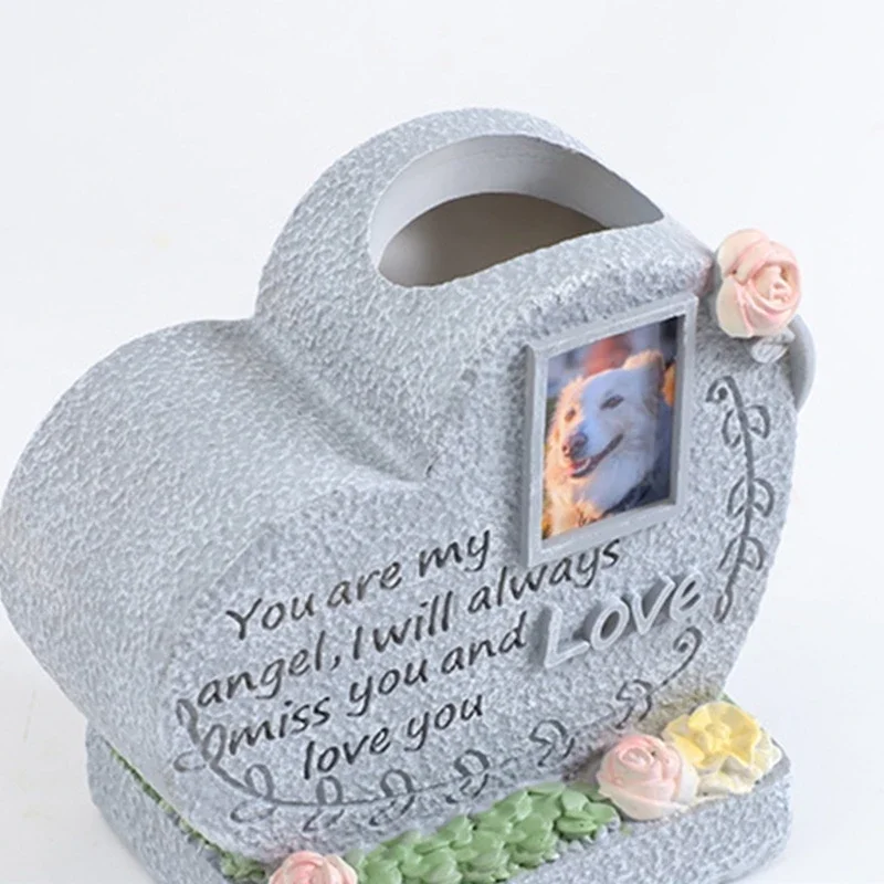 Engraved Sentence Pet Grave Stone Weatherproof Resin Memorial Grave Marker Cats Headstones for Pet Loss Garden Tributes