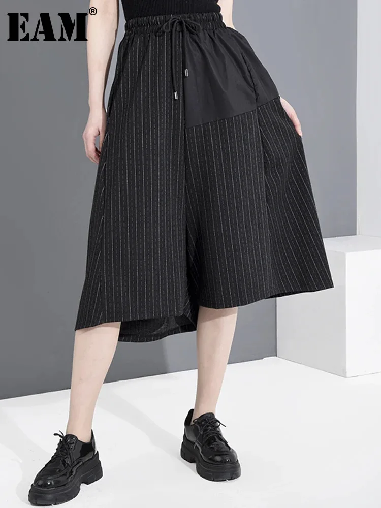 

[EAM] High Elastic Waist Black Striped Split Wide Leg Trousers New Loose Fit Pants Women Fashion Tide Spring Summer 2024 JE65601