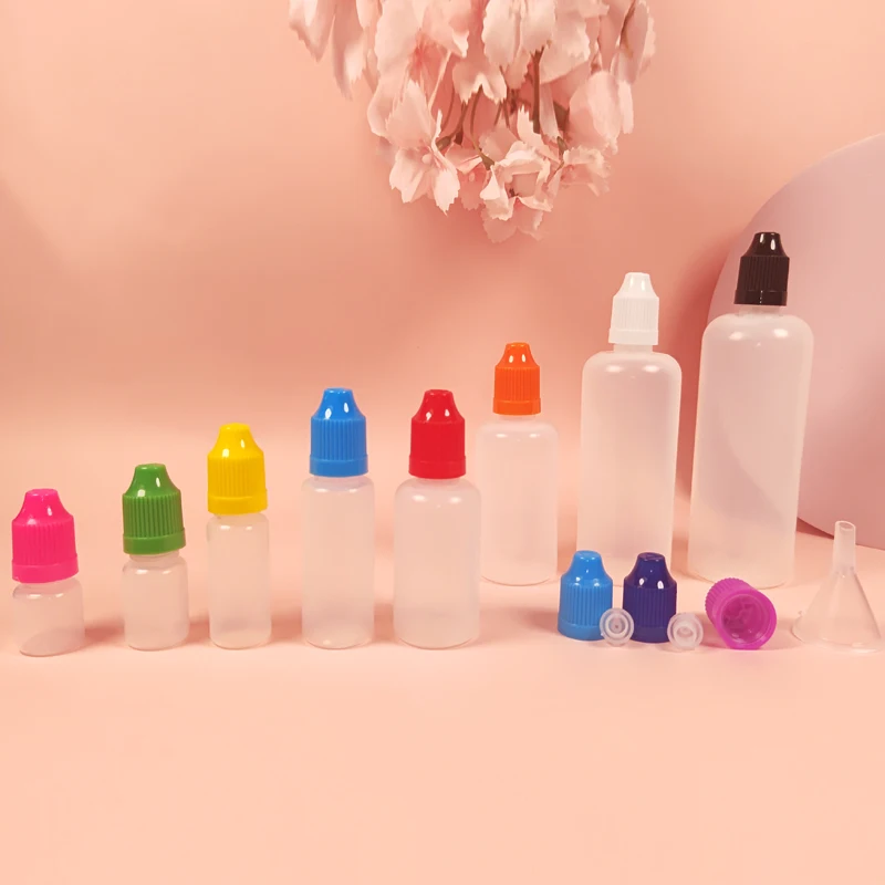 

100Pcs 3-120ml LDPE Empty Squeezable E Liquid Dropper Bottles Eye Vape Oils Long Tips Containers With Color Caps With Funnels