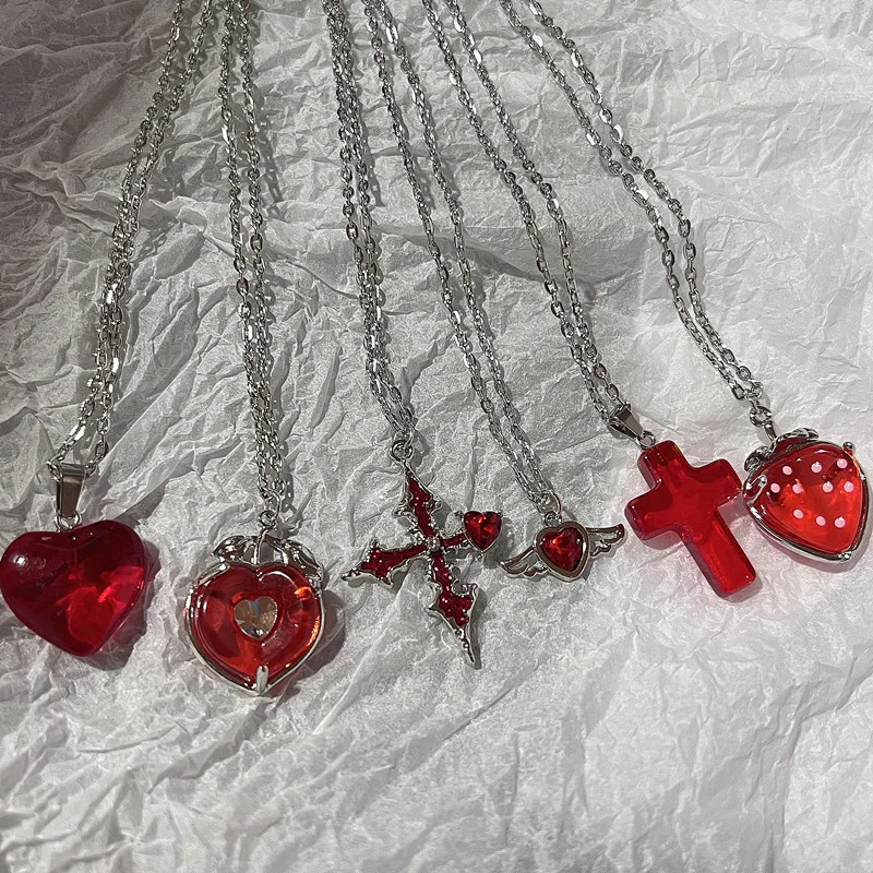 Collana Lunga Donna Con Ciondolo A Cuore E Cristalli - Catena In Acciaio Inox 316L E Cristallo Nero E Rosso, 80+5 Cm