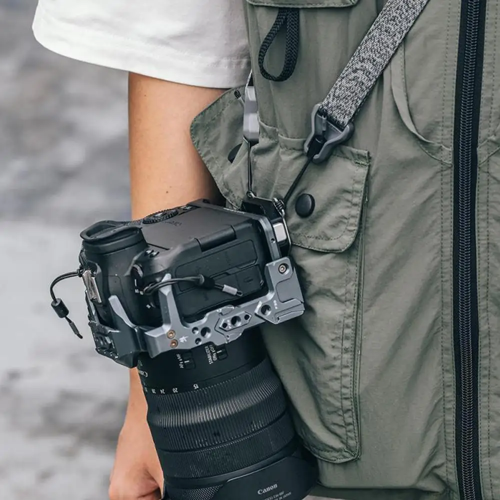 FALCAM F38B4405 Quick Release Shoulder Strap Base Attachment