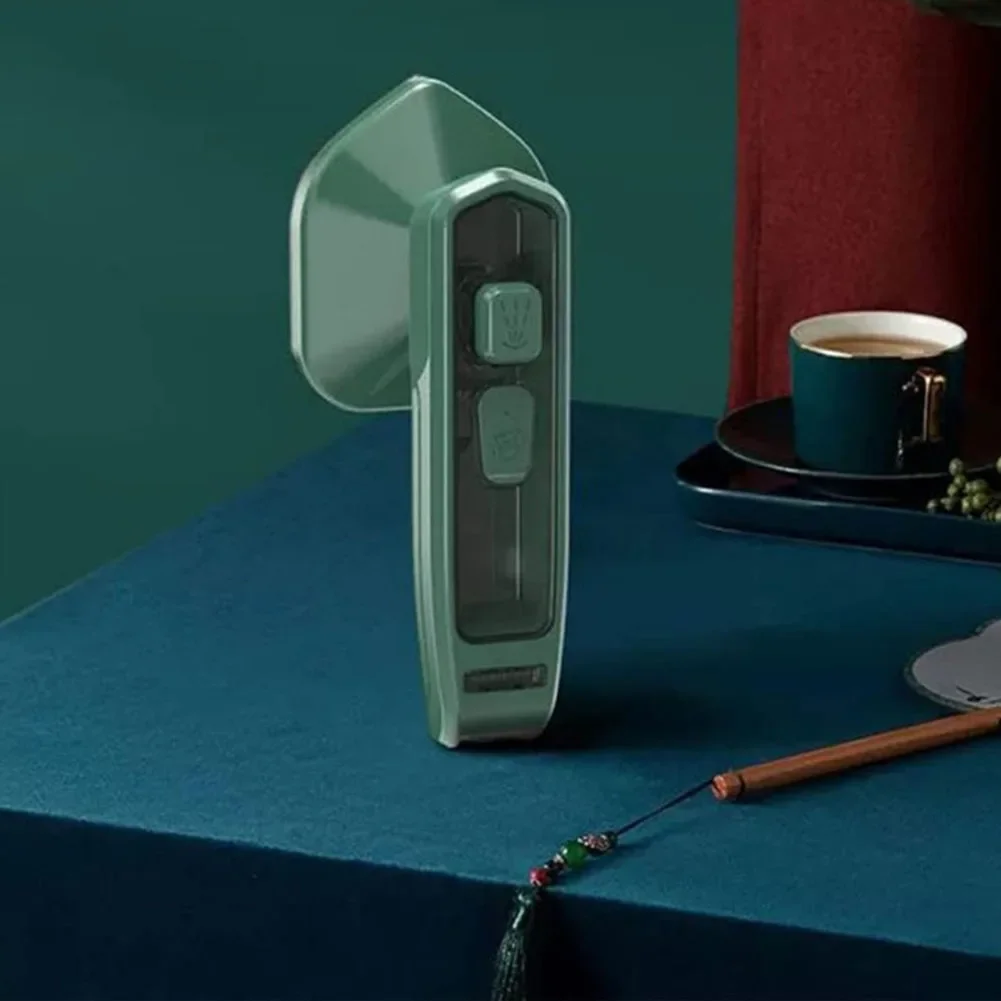 Professional Steam Iron Handheld Steam Portable Mini Iron Steamer for Clothes Fast Heat Clothes Accessories for Travel Hotel