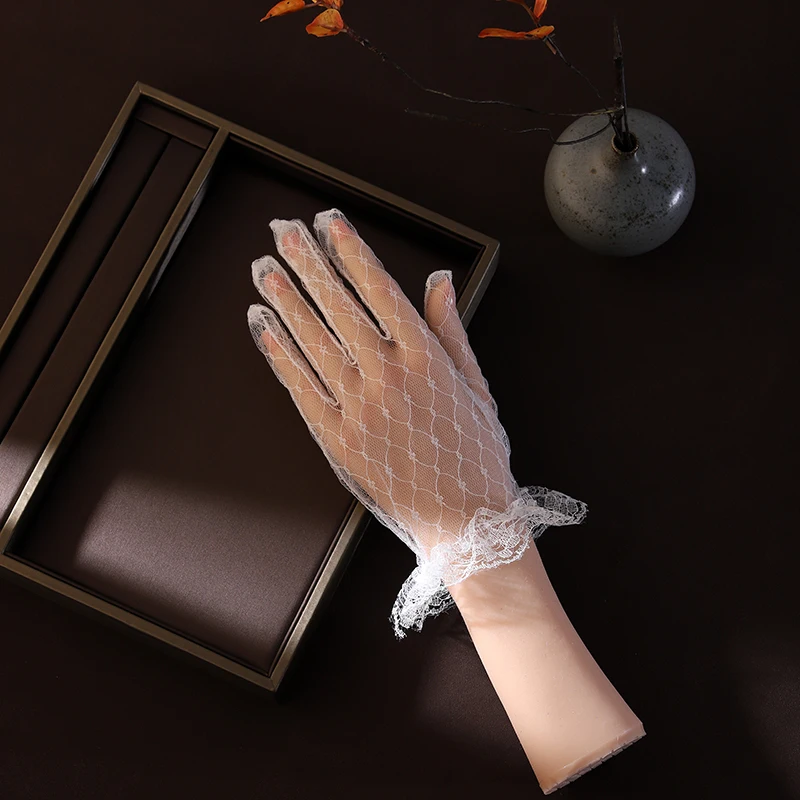 White mesh fingered short bridal gloves sexy transparent wrist length Wedding gloves suitable for women's wedding accessories wedding dress gloves