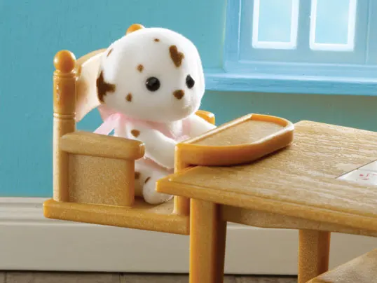 Sylvanian Families Dollhouse Playset Family Table & Chairs Set Accessories Gift Girl Toy No Figure New in Box 4506 4
