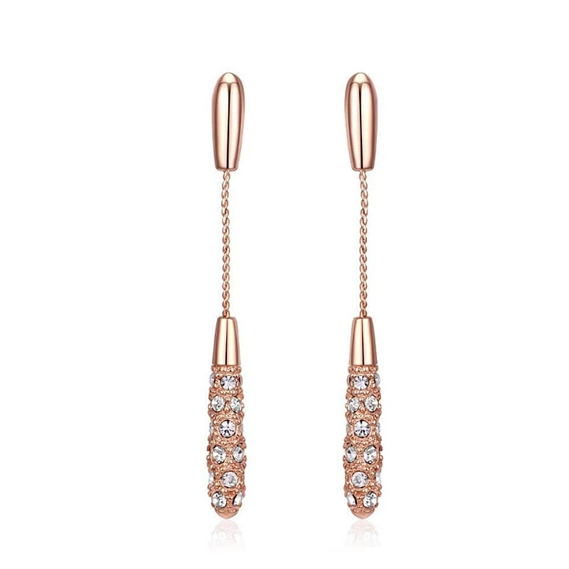 2023 New Hot Style Earrings Female Fashion and Elegant Long Drop-Shaped Alloy Earrings Jewelry Wedding Engagement Gift