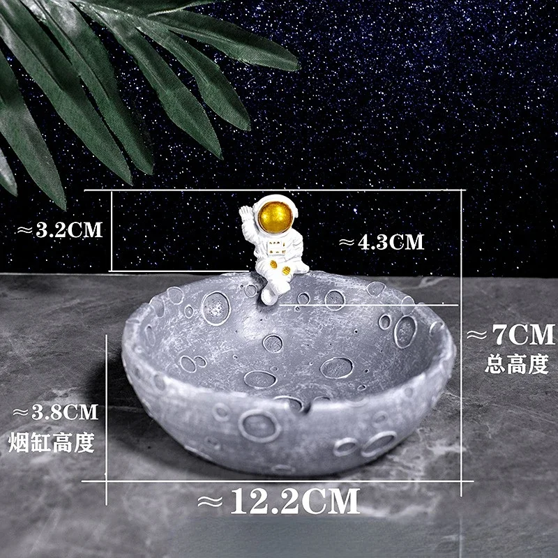 宇宙人の創意的な個性的な灰皿を持って、オフィスの宇宙飛行士を覆います。 ファッションでパーソナライズされた宇宙飛行士灰皿,タバコの