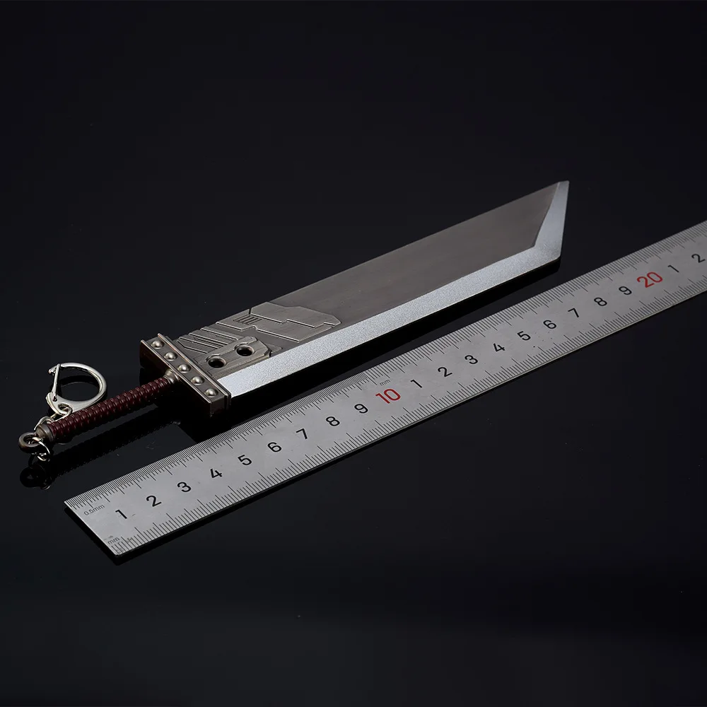 Cosplay Sword 22cm Buster Weapon Keychain Cloud Strife Game Peripherals Metal Samurai Sword Weapon Model Decoration Ornament Crafts Gifts Toys