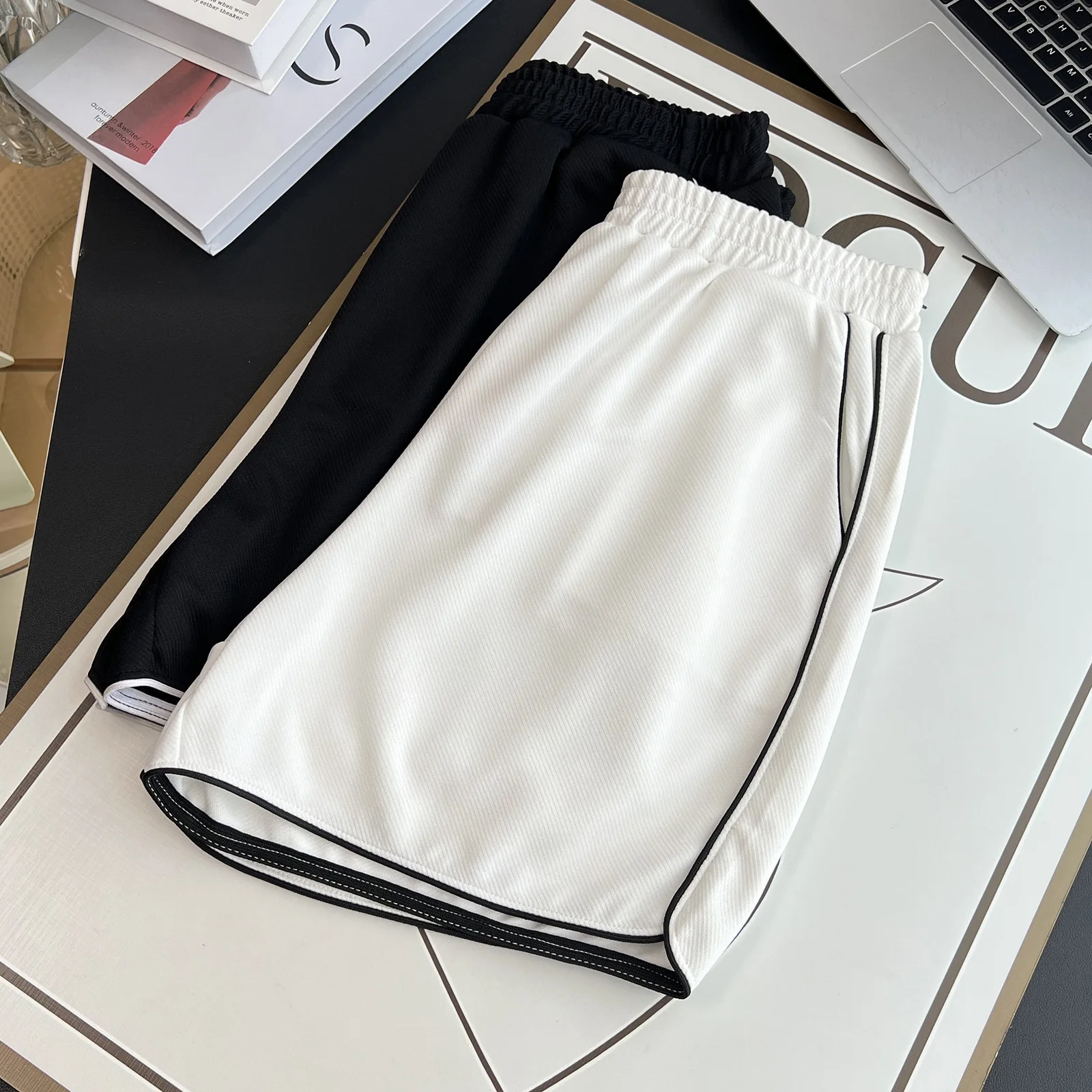100KG New Summer Casual Sporty Style color-trimmed Shorts Plus Size Women's Wide Leg Hot Pants 1661