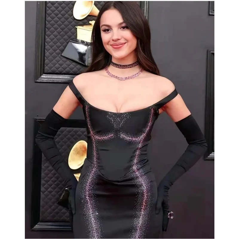 

Rhinestone Off The Shoulder 1 Piece Women Prom Dress Sleeveless Bandage Skirt Gorgeous Black Backless Party Gown Newest In Stock