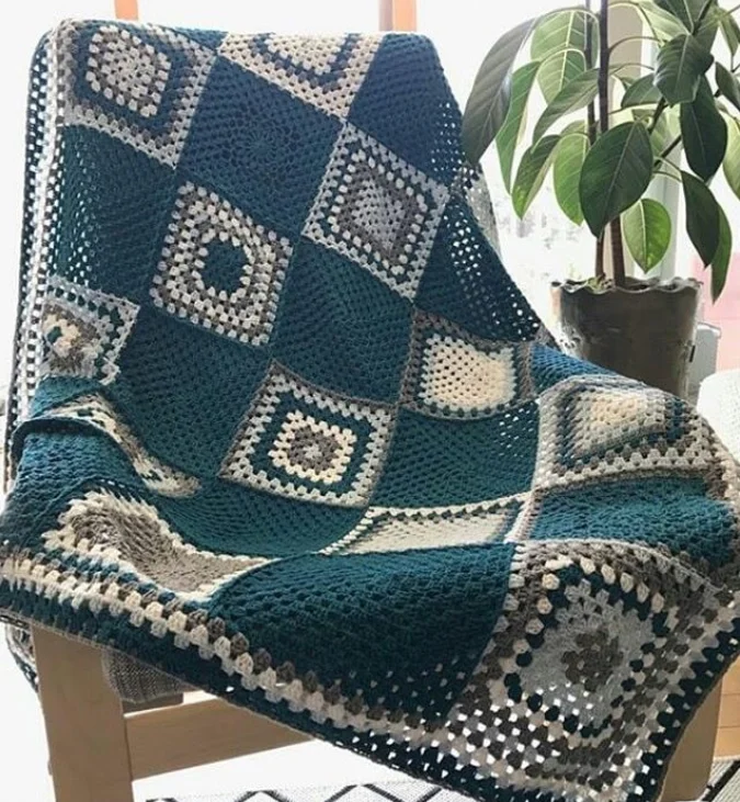 ​ שמיכת מגע רכה ופרווה הפוכה למיטה או ספה ​