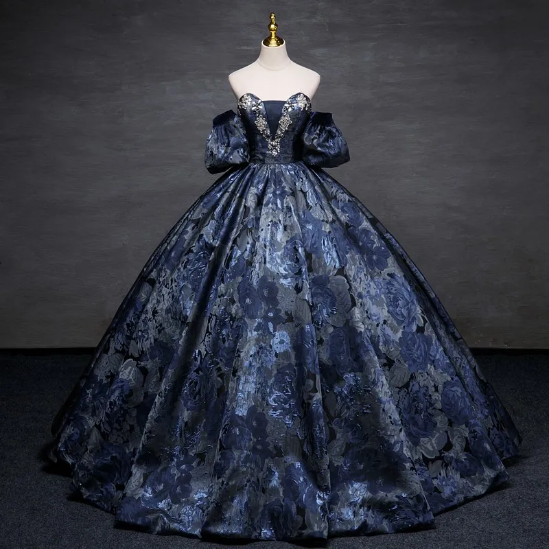 Vintage Removable Sleeves Quinceanera Dresses Classic Off The Shoulder Party Dress Luxury Lace Ball Gown Winter Prom Dress