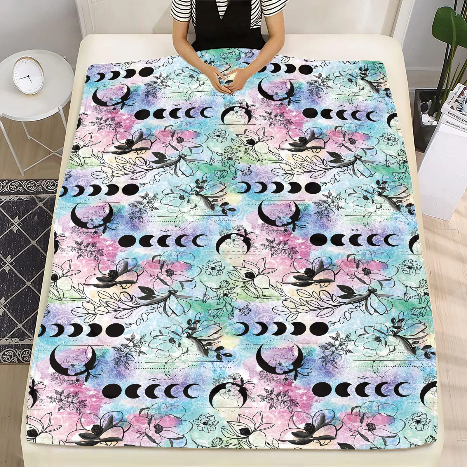 

Black Moon Blanket Tie-Dye Flower Flannel Blanket for Kids Adult Bedroom Decor 100x150cm Soft All Season Airplane Throw Blankets