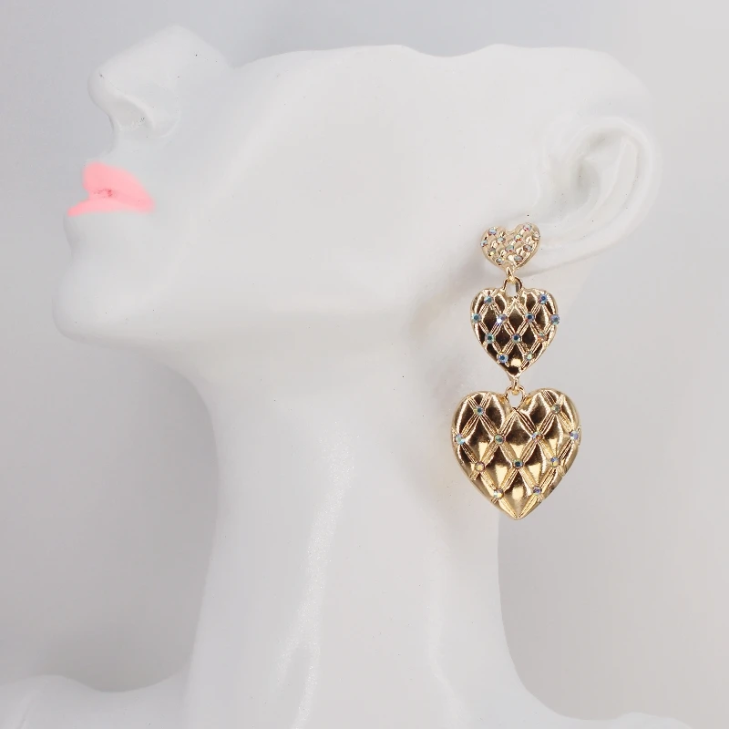 

Korean style fashion heart earrings for women, drill bit inlaid peach heart stud earrings