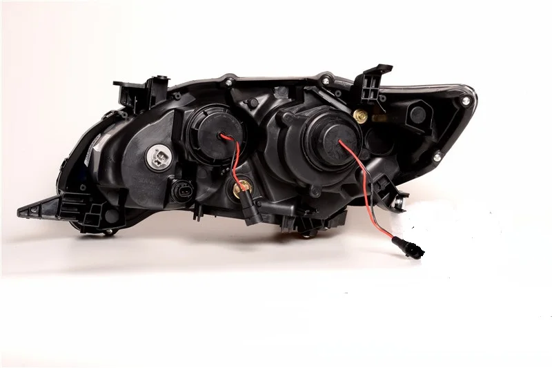 زوج من مجموعة مصابيح السيارة الأمامية لتويوتا كورولا 2011 2012 2013 ضبط رئيس مصباح النهار تشغيل ضوء ثنائية زينون مشروع عدسة