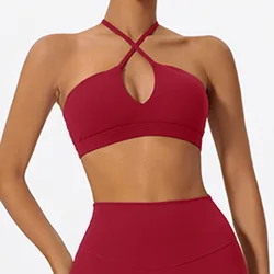 Stylish Women's Stretch Yoga Sports Bra - Comfortable Fitness and Training Wear - M (Red)