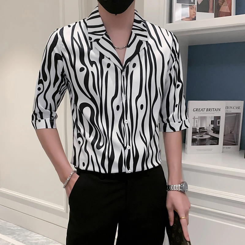 

Classic Zebra Printed V-Neck Men Shirt Korean Style Button Up Fashion Men's Clothing Summer Short Sleeve Camisa Social Masculina