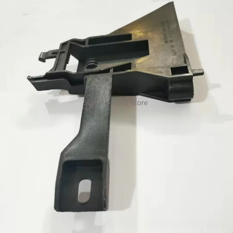 자동차 부품 A 등급 및 B 등급, GLA 프론트 범퍼 브래킷 2466210234 엔진 후드 잠금 블록