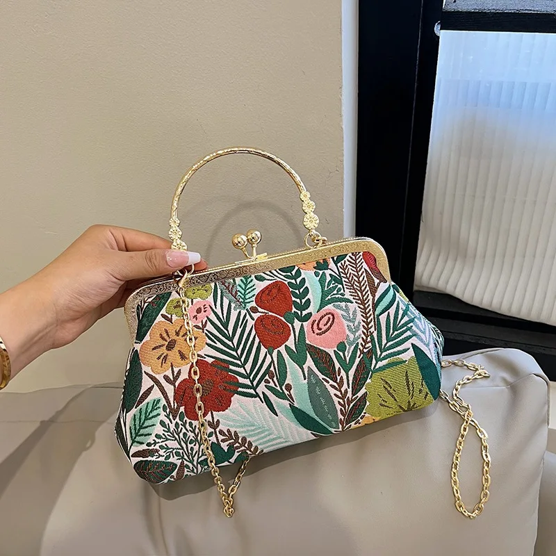 

2023 New Clip-on Dinner Bag Hand-held One-shoulder Crossbody Bags Versatile Fashion Handbags Embroidered Vintage Women's Clutch